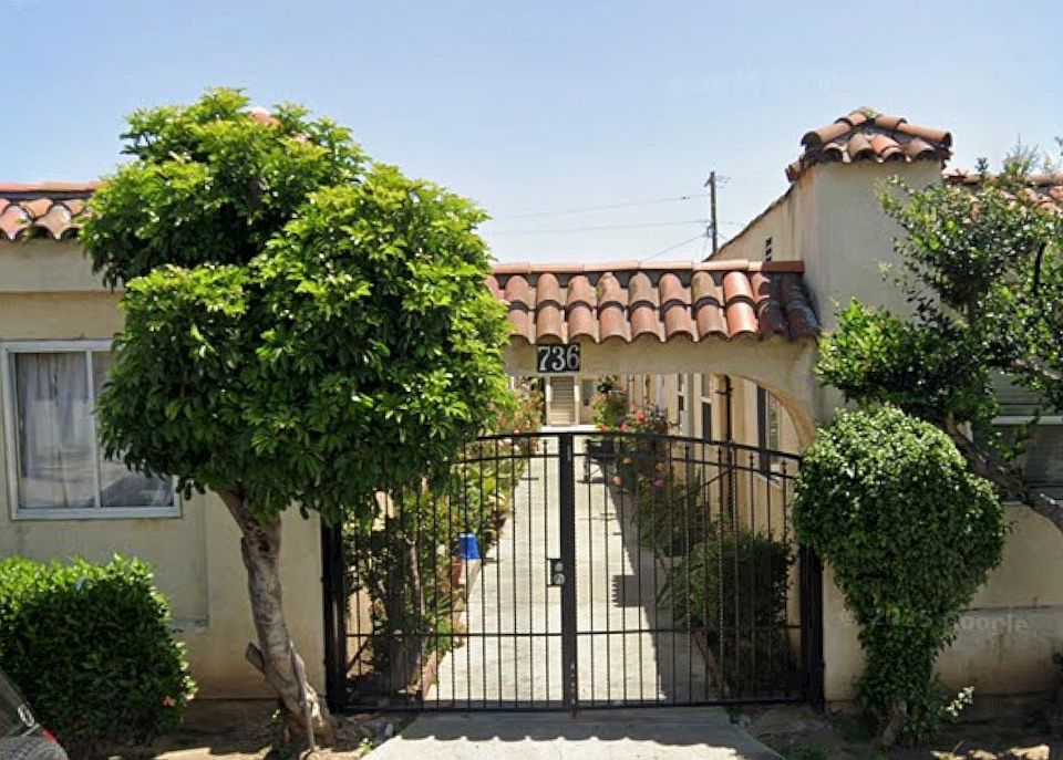 2nd image of 736 1/2 S La Verne Ave #736-1/2