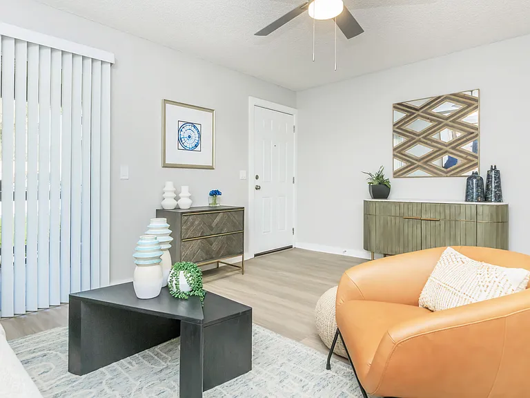 The Julep & Julep Flats — Photo 20