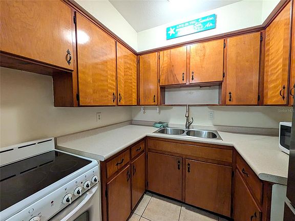 4th image of 1720 MORRILL STREET #11