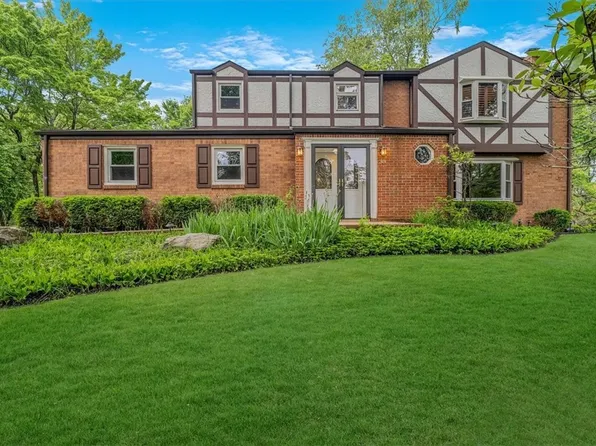 38 Easton Rd, Pittsburgh, PA 15238