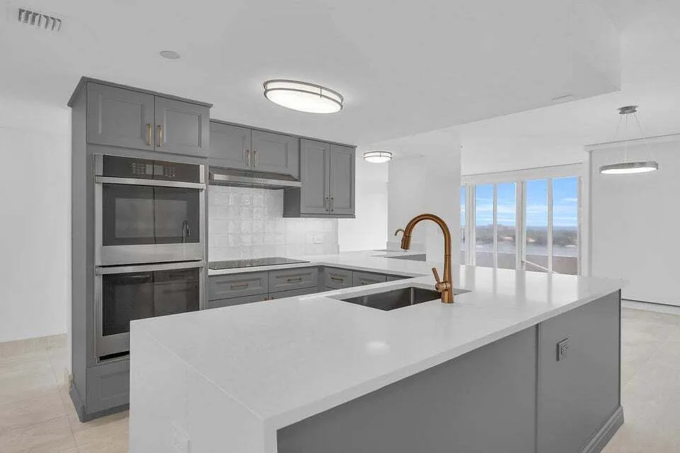 529 S Flagler Dr #14H-1-1