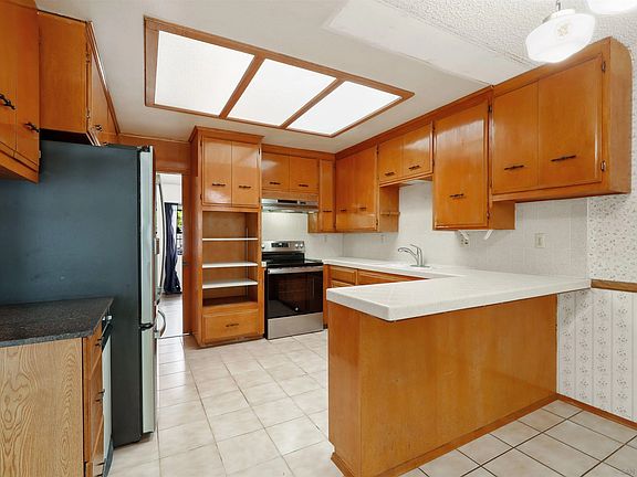5th image of 4114 Manzanita Dr