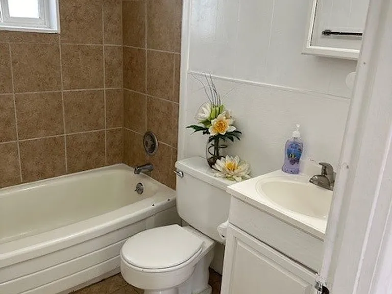 679 Point Brown Ave NW — Photo 11