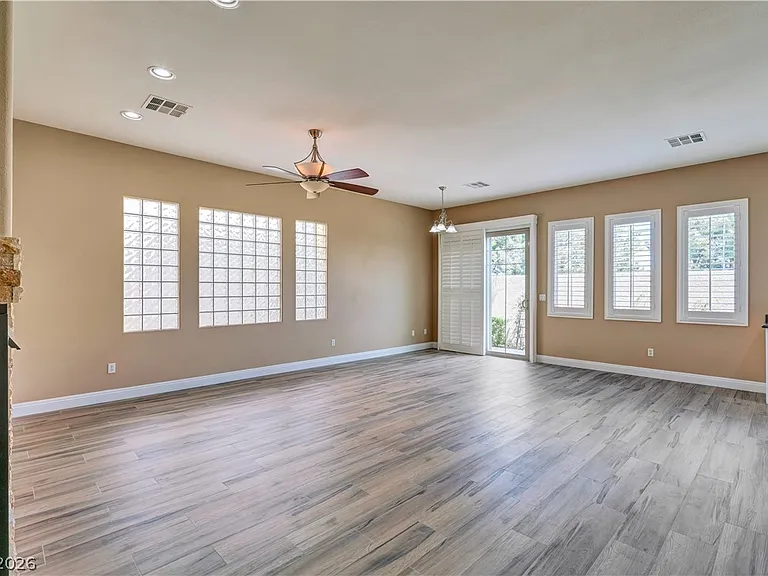 9180 Worsley Park Pl — Photo 16