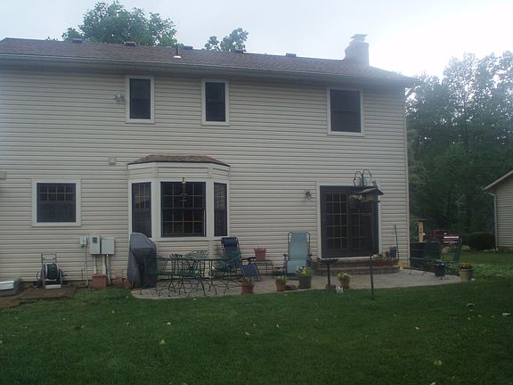 5th image of 842 Eastchester Dr