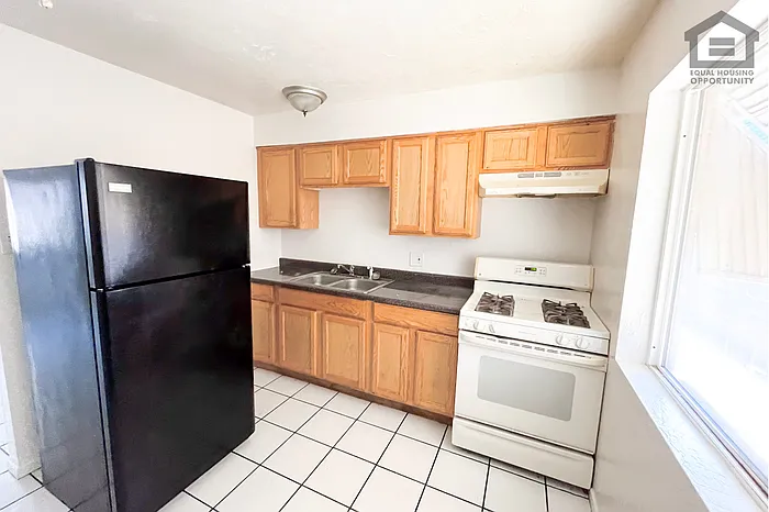 1640 E Brill St #3
