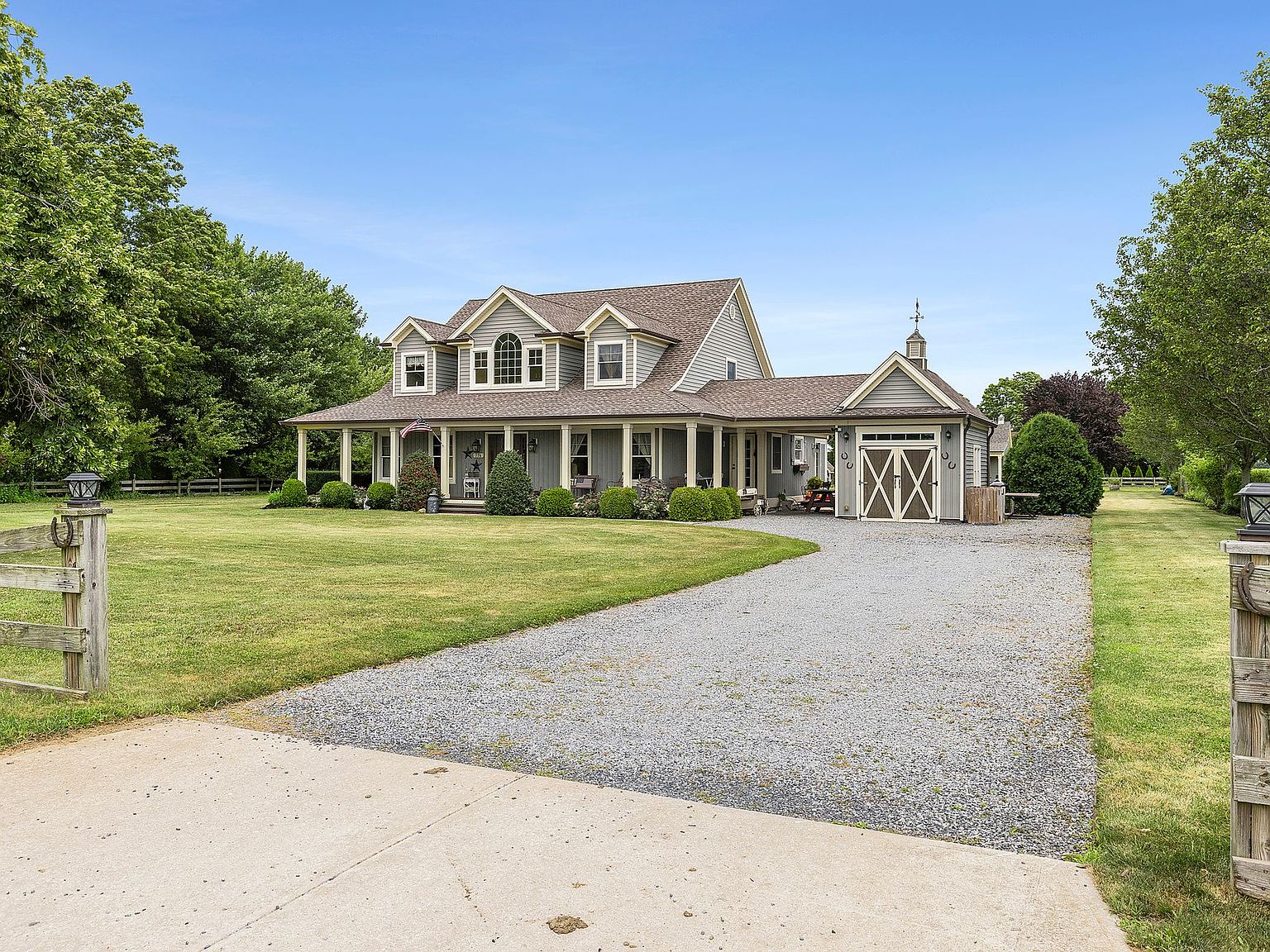 716 Herricks Ln, Riverhead, NY 11901 Zillow