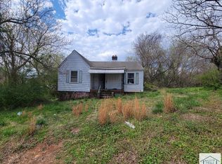 502 College St, Martinsville, VA 24112