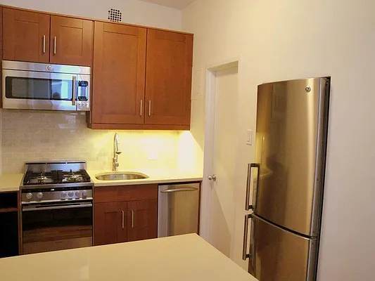 Rented by Town Residential | media 8