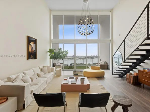 1040 Biscayne Blvd APT 1602, Miami, FL 33132