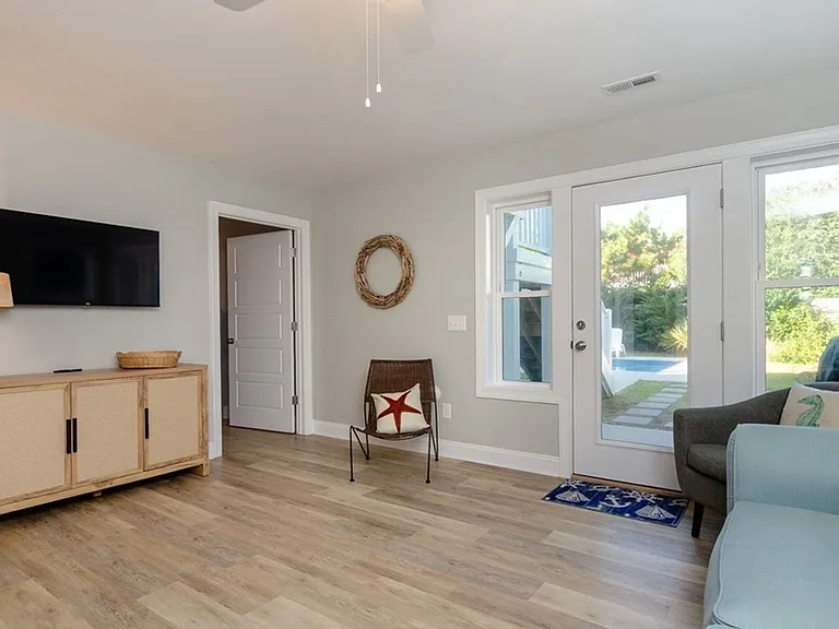 507 N Fort Fisher Blvd — Photo 45