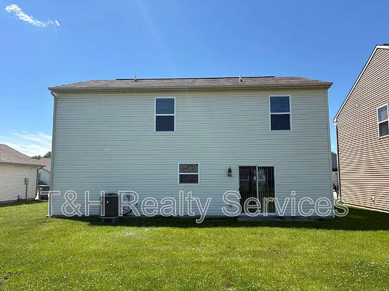 7952 Amadeus Dr — Photo 3