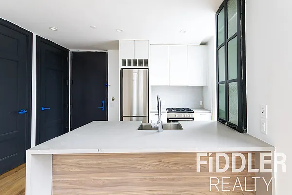 Rented by The KCI Group | media 19