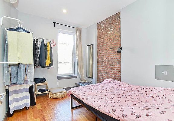4th image of 55 E 7th St #2