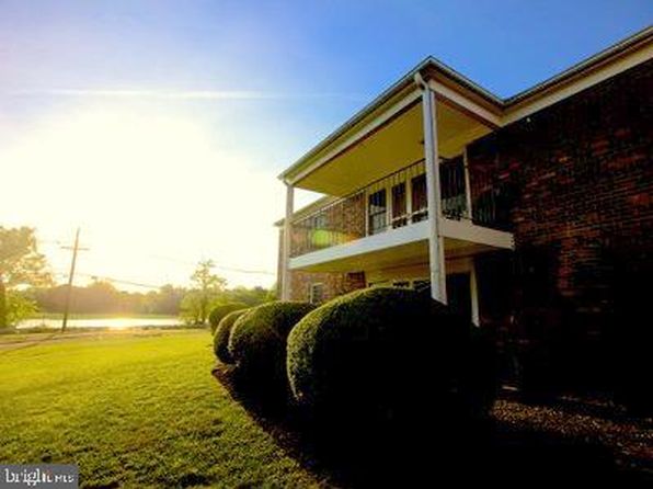 304 Lakeview Ter #304