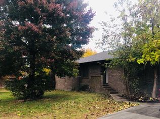 4402 N 17th St, Ozark, MO 65721