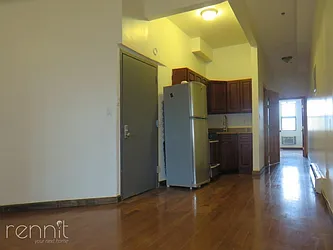 Rented by Rennit Inc.