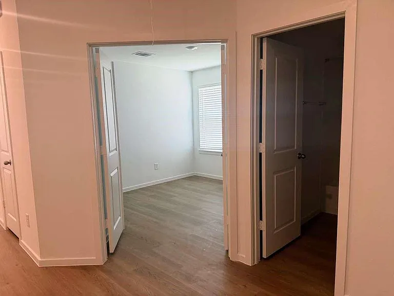 9042 Shady Cabana Way — Photo 6