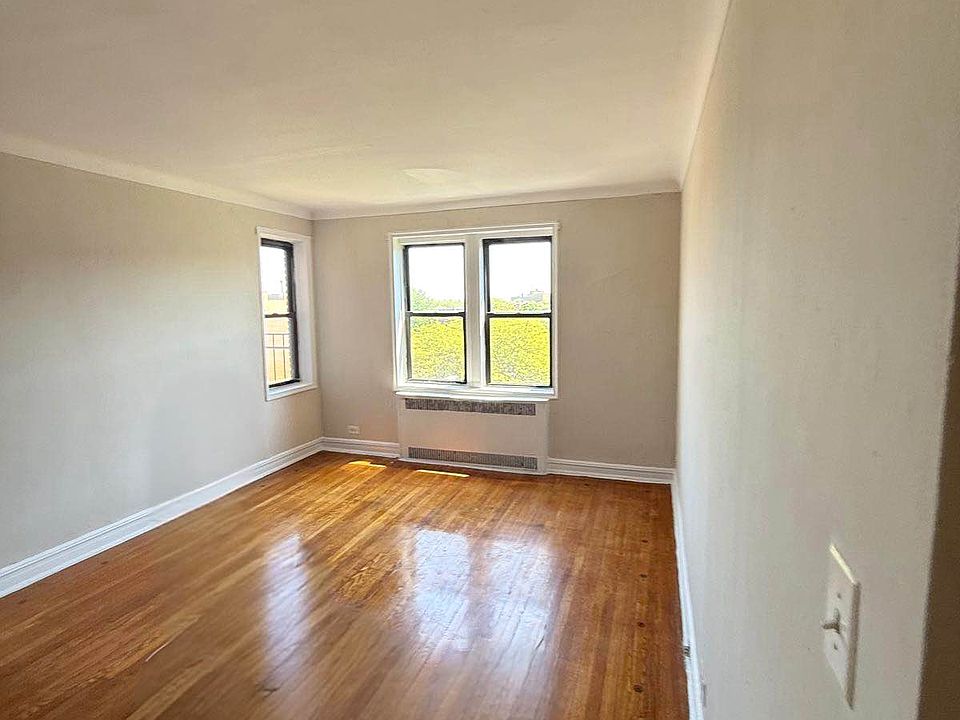 1st image of 8449 Elmhurst Ave APT 6B