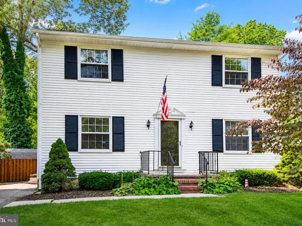 318 Beach Dr, Annapolis, MD 21403
