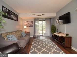 425 Shawmont Ave APT E, Philadelphia, PA 19128
