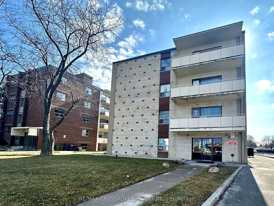 1181 Ellesmere Rd #204