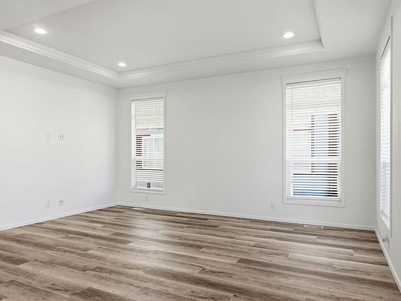 5th image of 500 10th St #140
