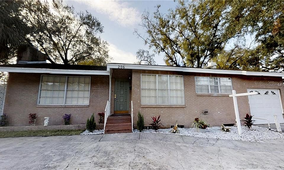 1st image of 206 W Sligh Ave