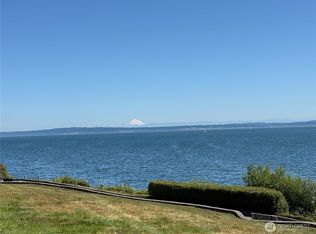 120 Cascade Pl #33, Pt Ludlow, WA 98365
