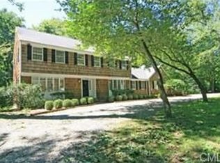 241 Shetland Rd, Fairfield, CT 06824