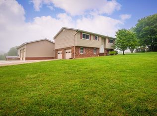 454 Chapman Rd, Milton, WV 25541