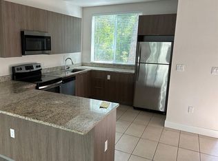 521 NE 121st St, North Miami, FL 33161