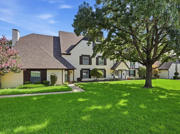 981 Chateau Valee Cir, Bedford, TX 76022