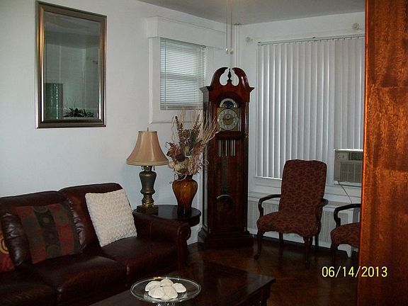 5th image of 743 Stuyvesant Ave