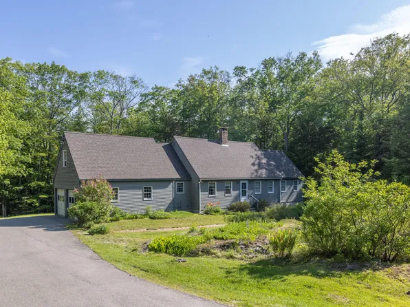 13 Alexander Drive, Rockport, ME 04856