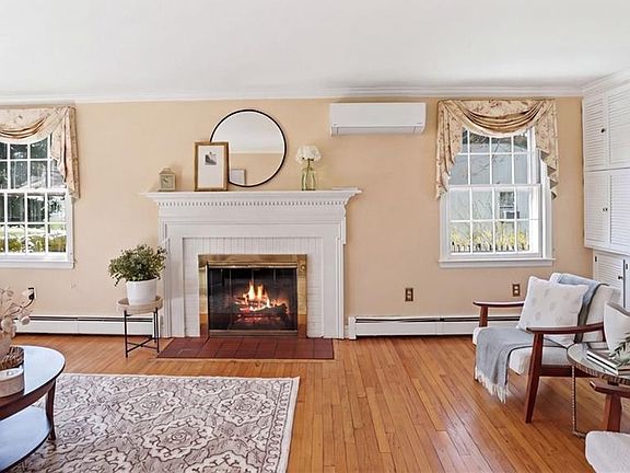 5th image of 194 New Meadow Rd
