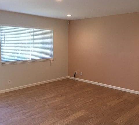 5th image of 775 Warring Dr APT 1