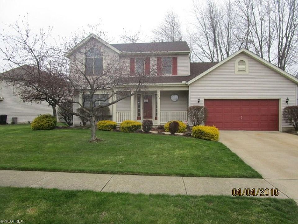 1st image of 200 Carol Ln