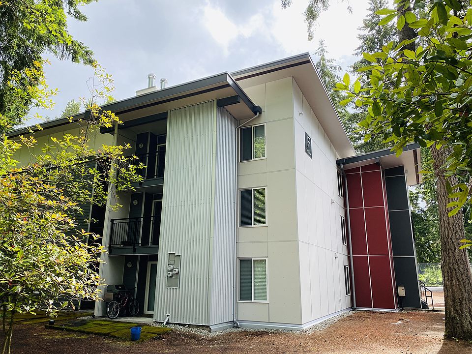 1st image of 14535 NE 32nd St APT F207