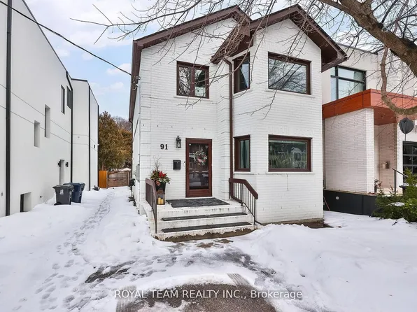 91 Kingsway Way, Toronto, ON M6S 2R8
