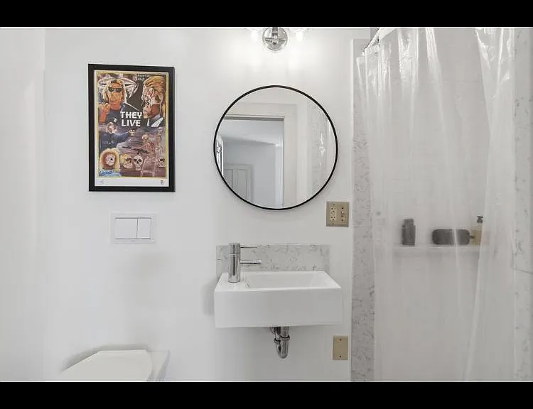 55 Pitt St #4 — Photo 18