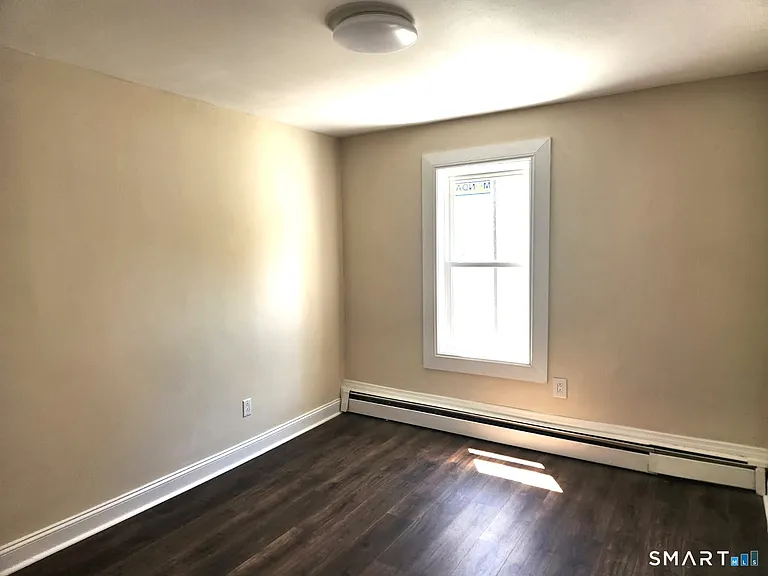 280 Park Ave — Photo 8