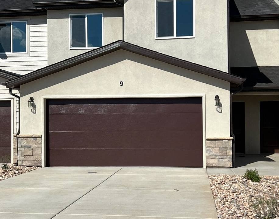 1st image of 535 W 2530 N