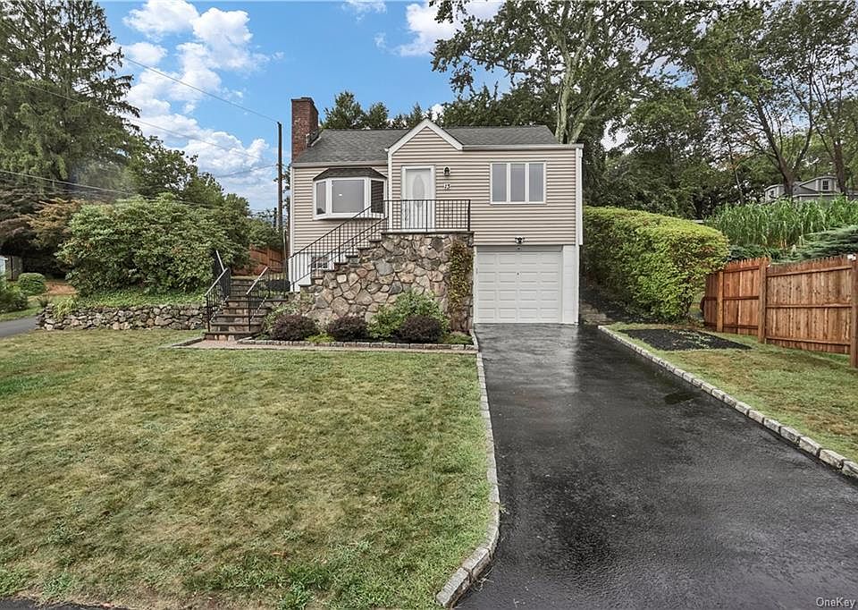 13 Melnick Place, Lake Peekskill, NY 10537 Zillow