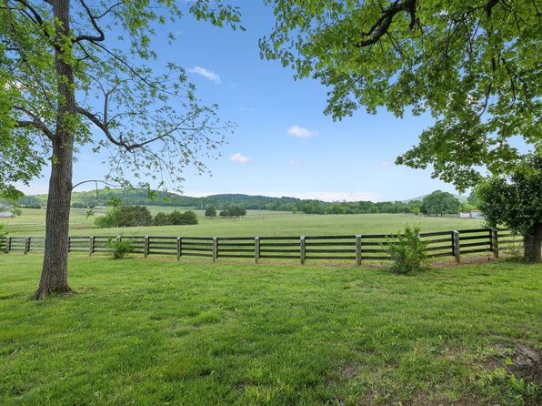1494 Grant Rd, Watertown, TN 37184