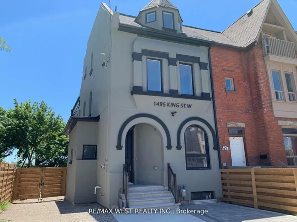 1495 King St W, Toronto, ON M6K 1J4