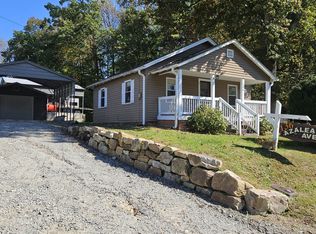 36 Azalea Ave, Brevard, NC 28712