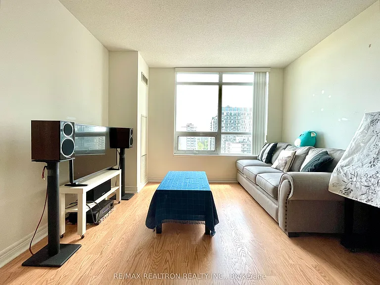 212 Eglinton Ave E #1802 — Photo 5