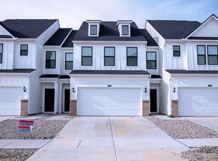 3284 Morab Dr, Zionsville, IN 46077