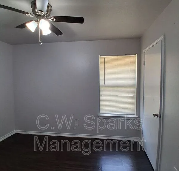 13651 Biggs St — Photo 12